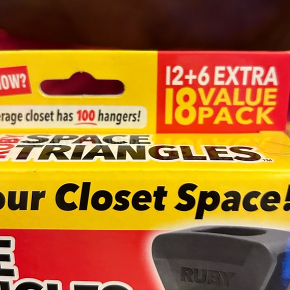 2 packs of 18 each plus 27 without box (63 total) space triangles - Picture 4 of 6